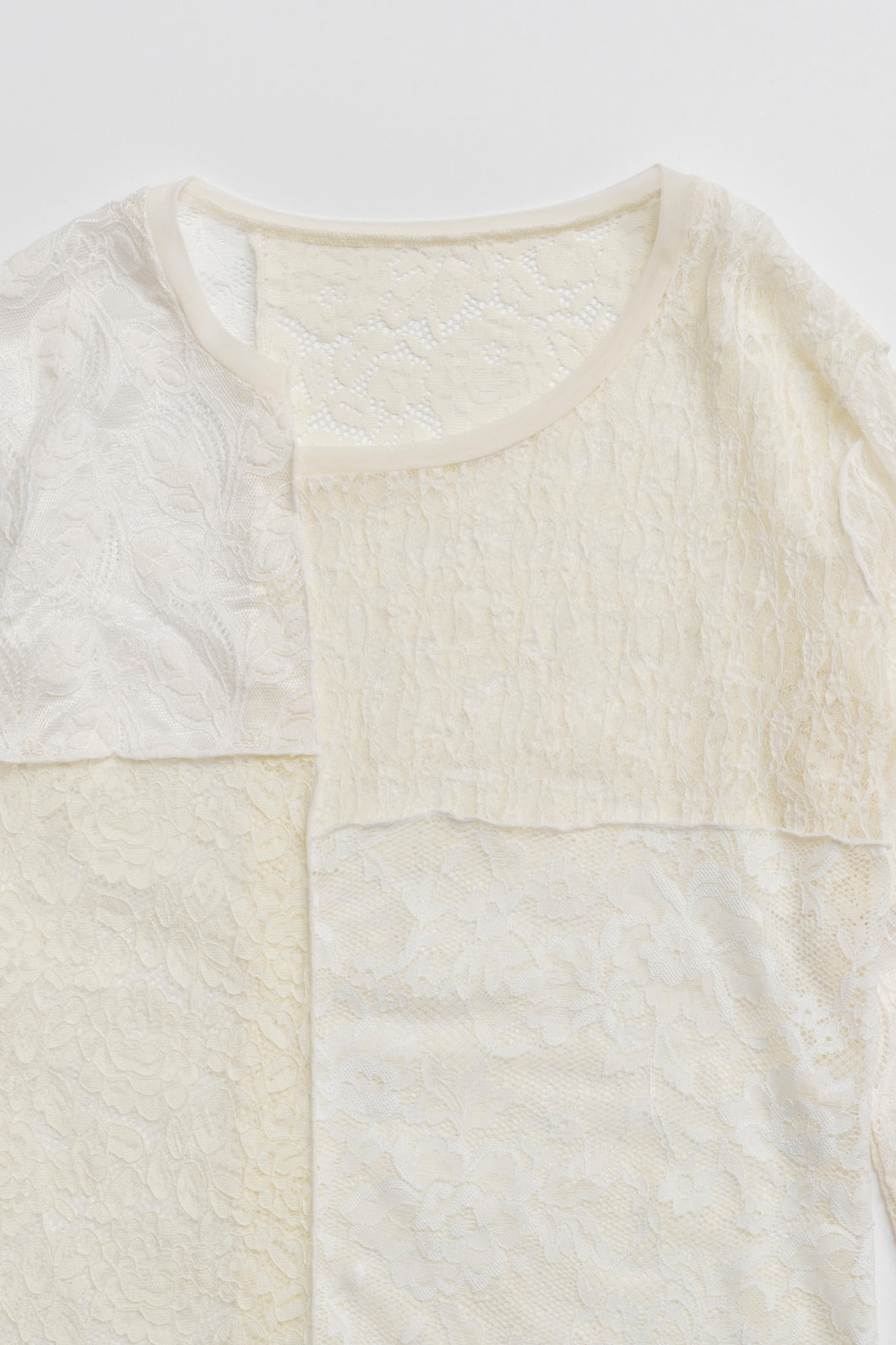 Collage Lace Top - 2026 SPRING