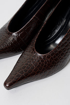 Crocodile-Embossed Curve Wedge Pumps - 2026AUTUMN