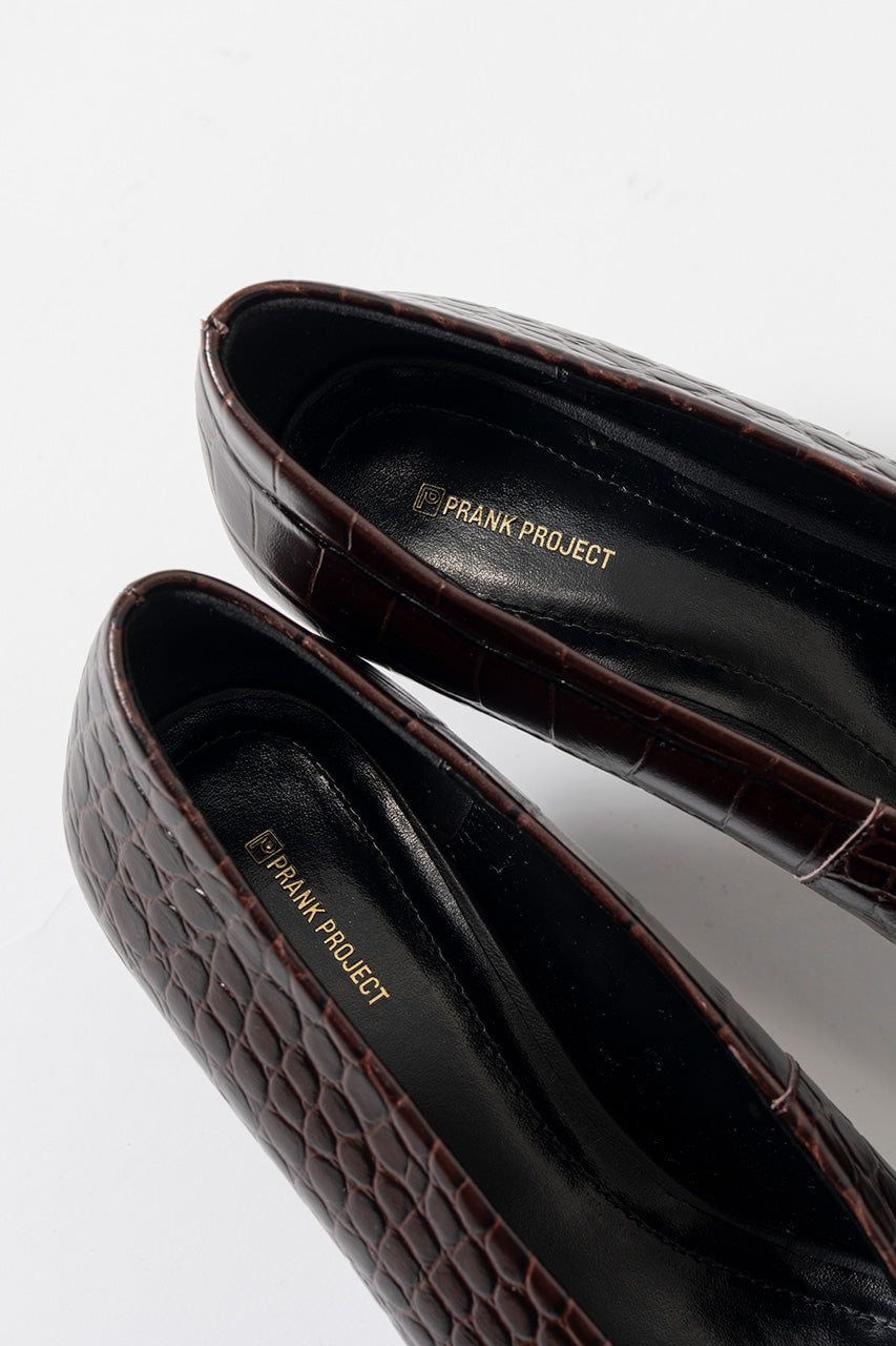 Crocodile-Embossed Curve Wedge Pumps - 2026AUTUMN