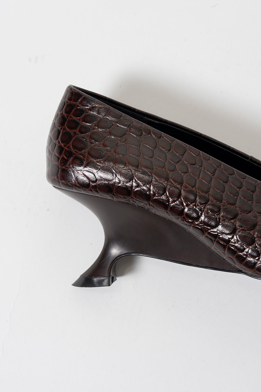 Crocodile-Embossed Curve Wedge Pumps - 2026AUTUMN