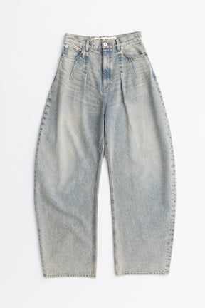 High-waisted Curved Denim - PRE ORDER