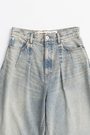 High-waisted Curved Denim - PRE ORDER