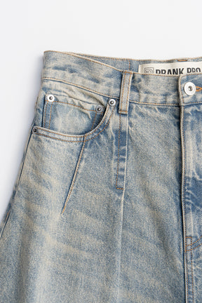 High-waisted Curved Denim - PRE ORDER