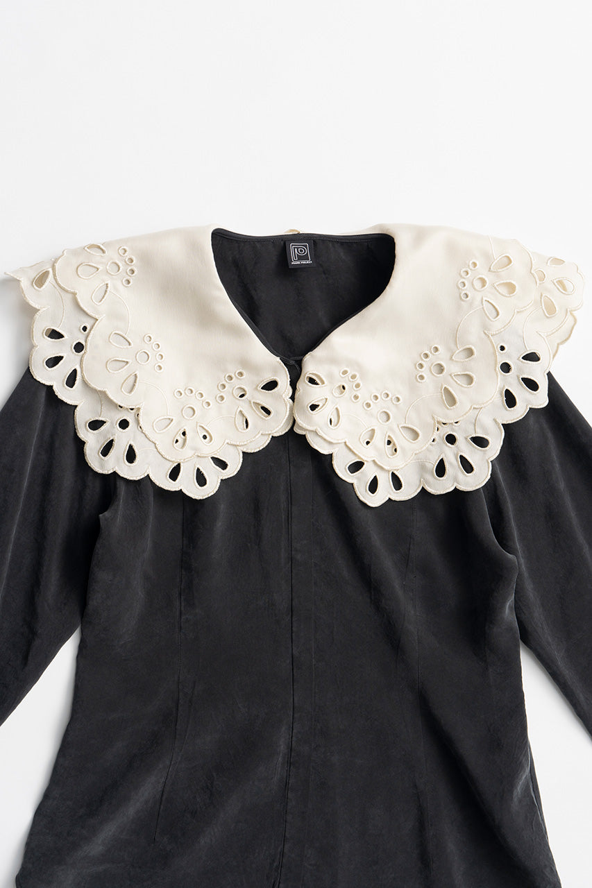 Embroidery Scallop Collar Blouse - 2026AUTUMN