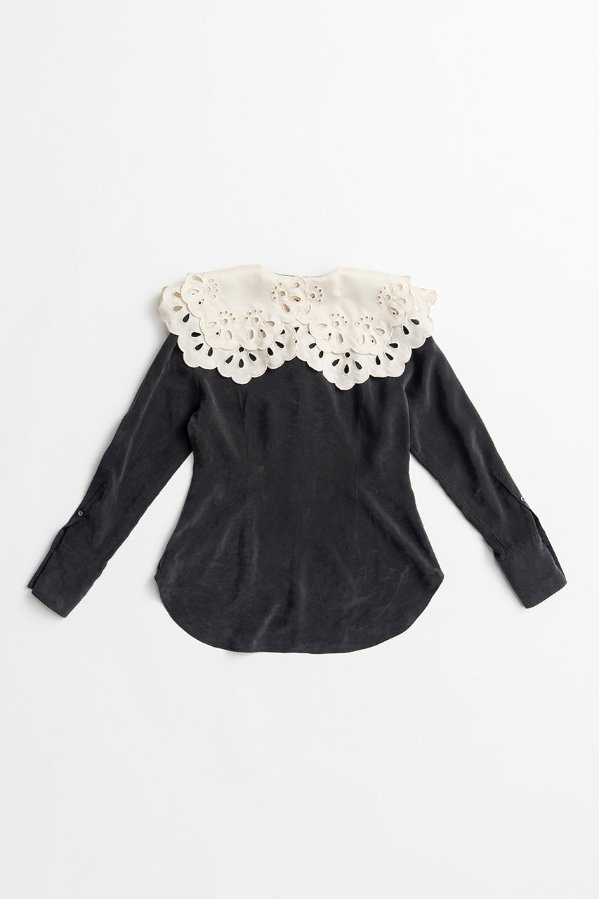 Embroidery Scallop Collar Blouse - 2026AUTUMN