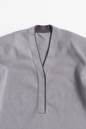 Deep V-Neck Knit Pullover - 2026AUTUMN