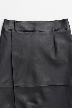 【AYUMI HAMAMOTO COLLABORATION】Sheepskin Leather Slit Skirt - PRE ORDER