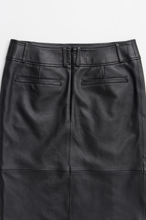 【AYUMI HAMAMOTO COLLABORATION】Sheepskin Leather Slit Skirt - PRE ORDER