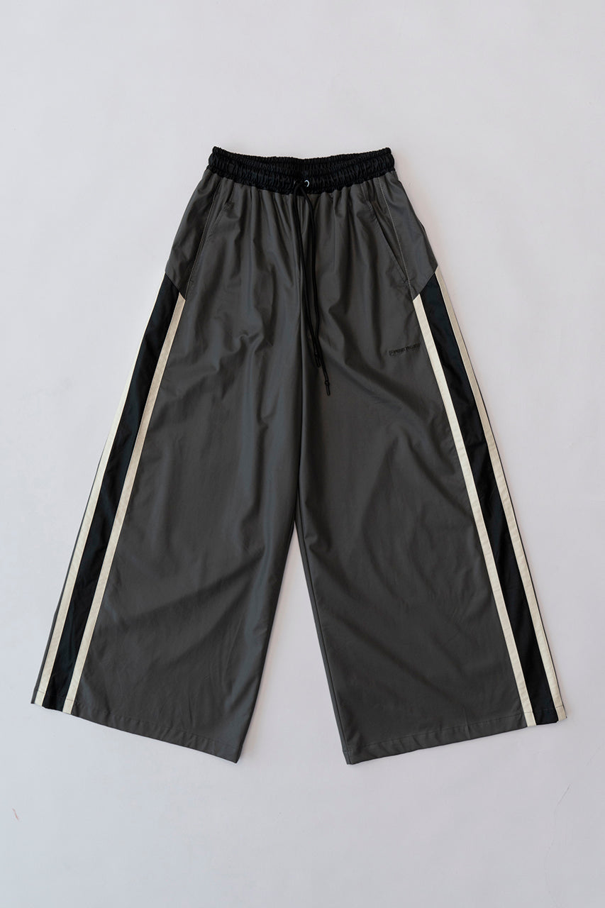 SALE】Synthetic Leather Side Line Track Pants