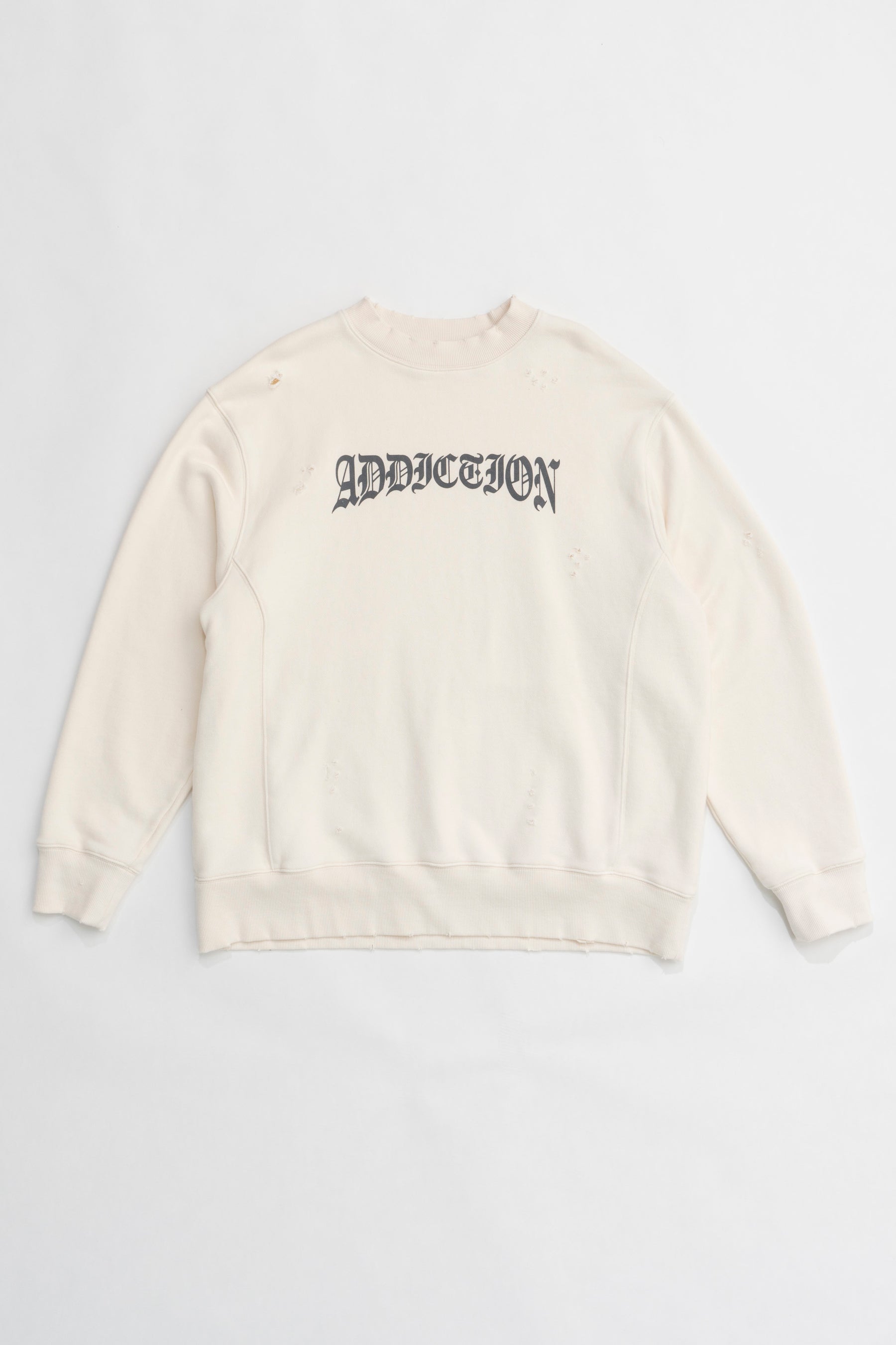 【24WINTER PRE ORDER】Crack Logo Damaged Sweatshirt