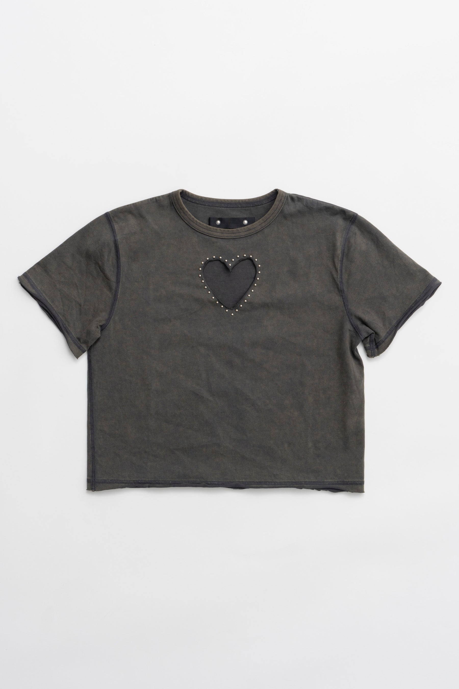 【25 SPRING PRE ORDER】Heart Studs TEE