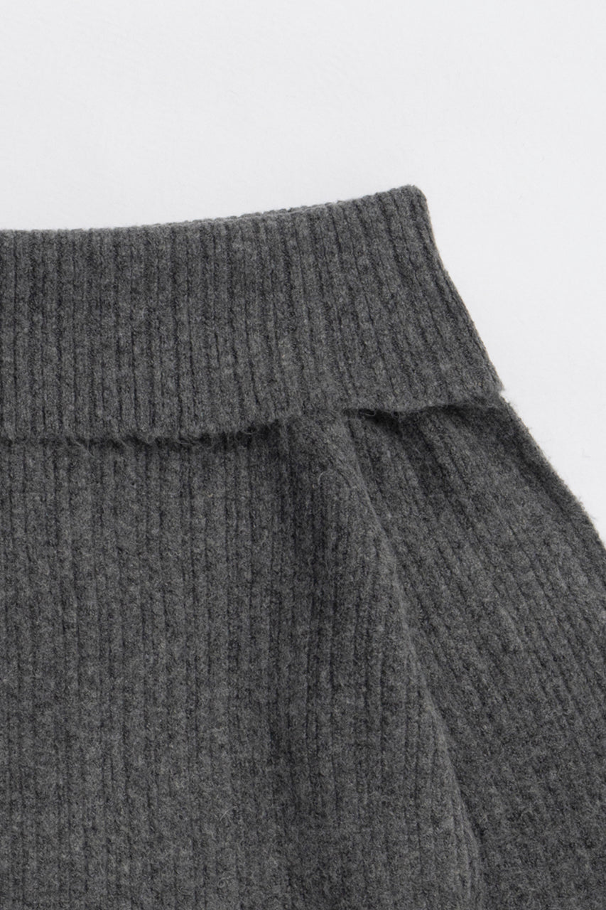 Off-Shoulder Knit - 2025 WINTER