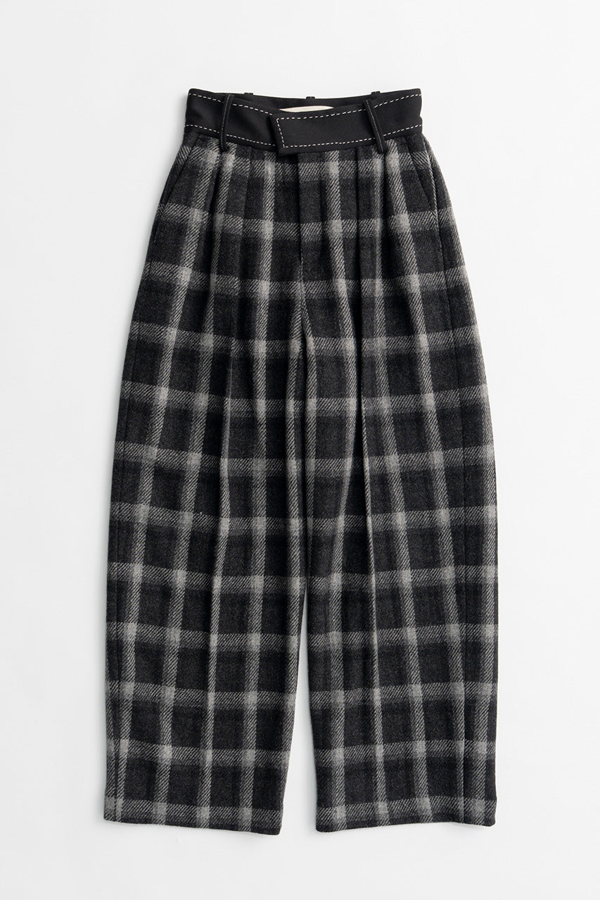 Hand-Like Stitch Tuck Pants - 2026WINTER