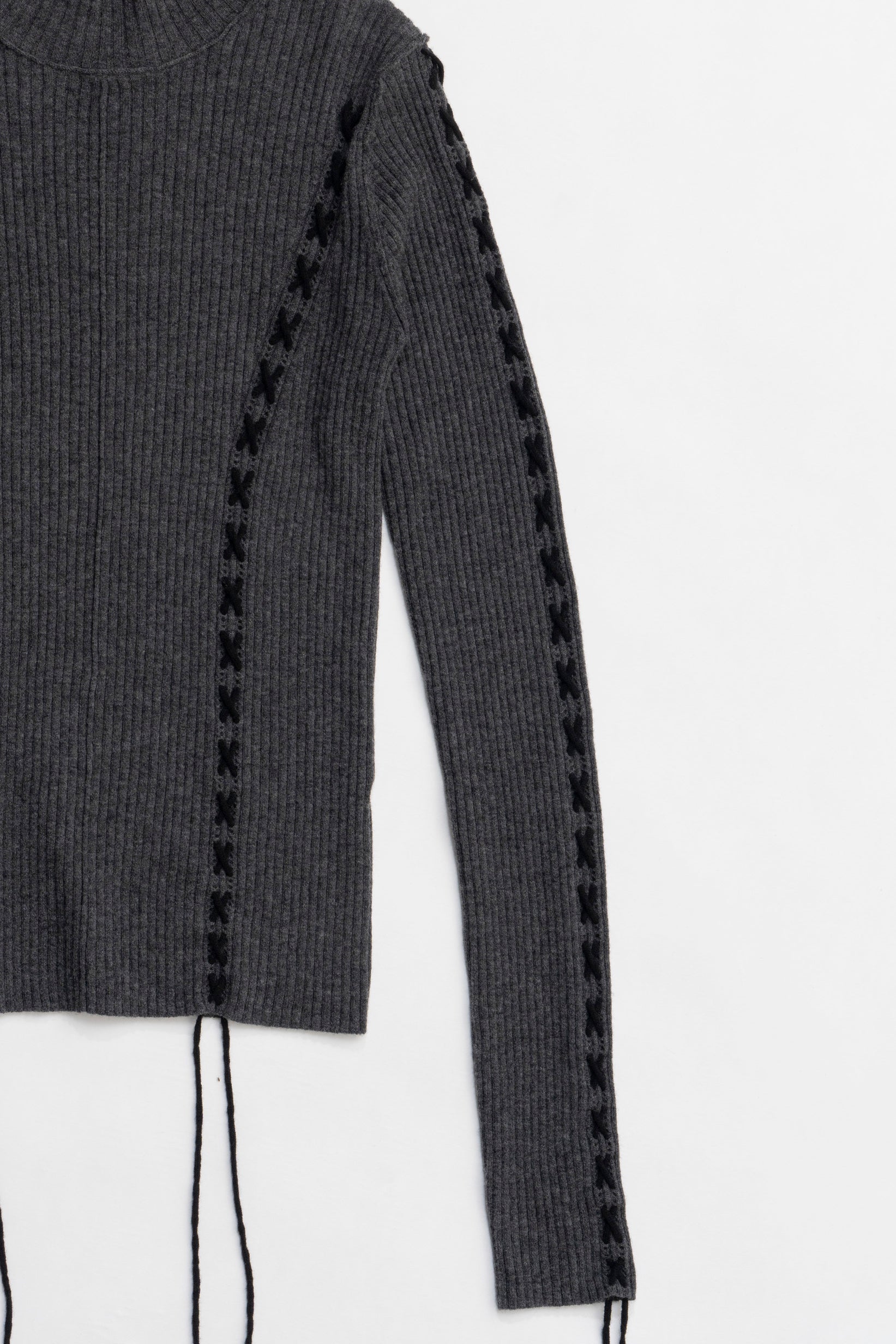 【24WINTER PRE ORDER】Merino Wool Lace-Up Turtleneck