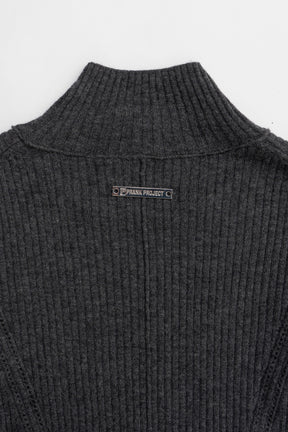 【24WINTER PRE ORDER】Merino Wool Lace-Up Turtleneck