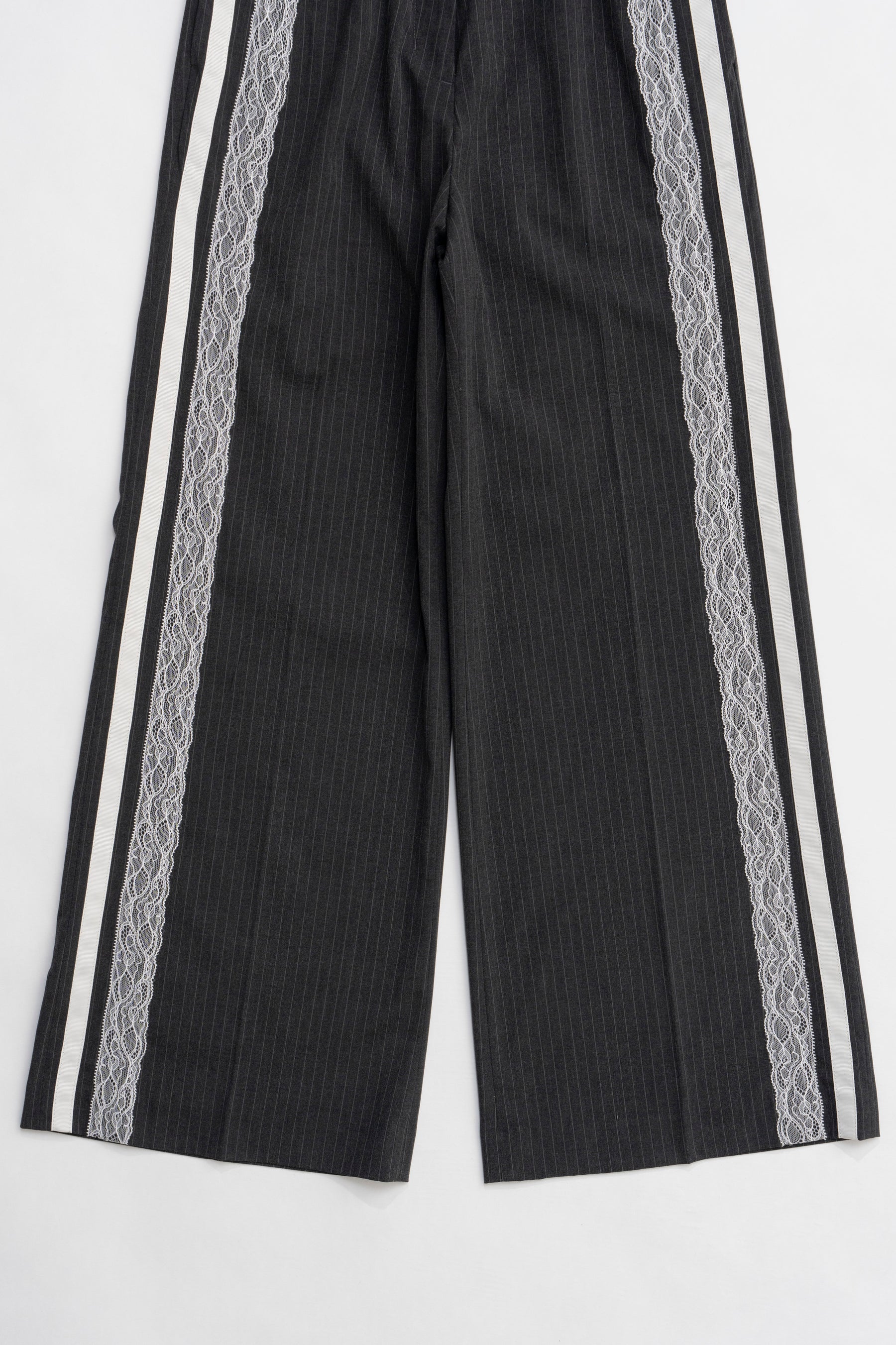 【24WINTER PRE ORDER】Side Lace Line Slacks