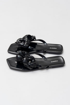 Silicon Flat Sandal With Flowers