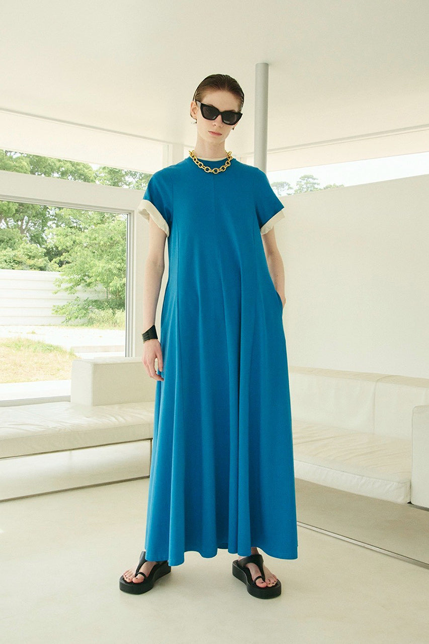 Volume T-Dress